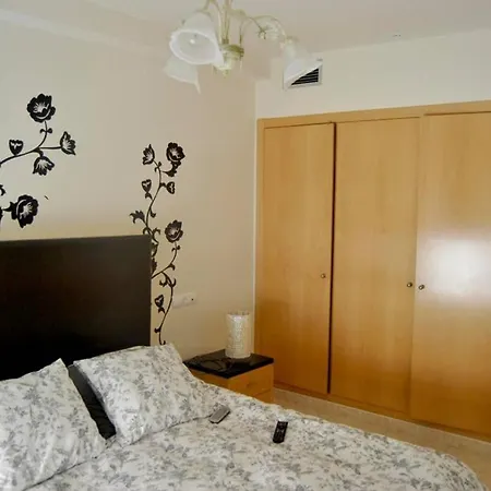 Apartamento 2a Linea Playazo De - Puerto Rey - No Nudista Apartment *